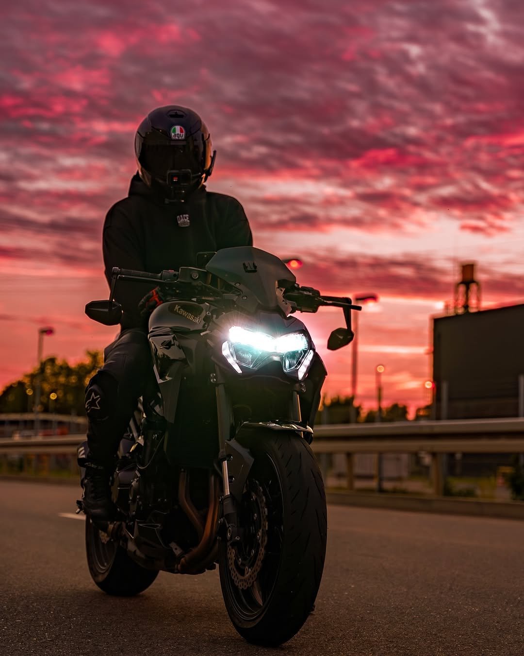 Photo shared by Karavasy on October 13, 2024 tagging @blacksza_m1.