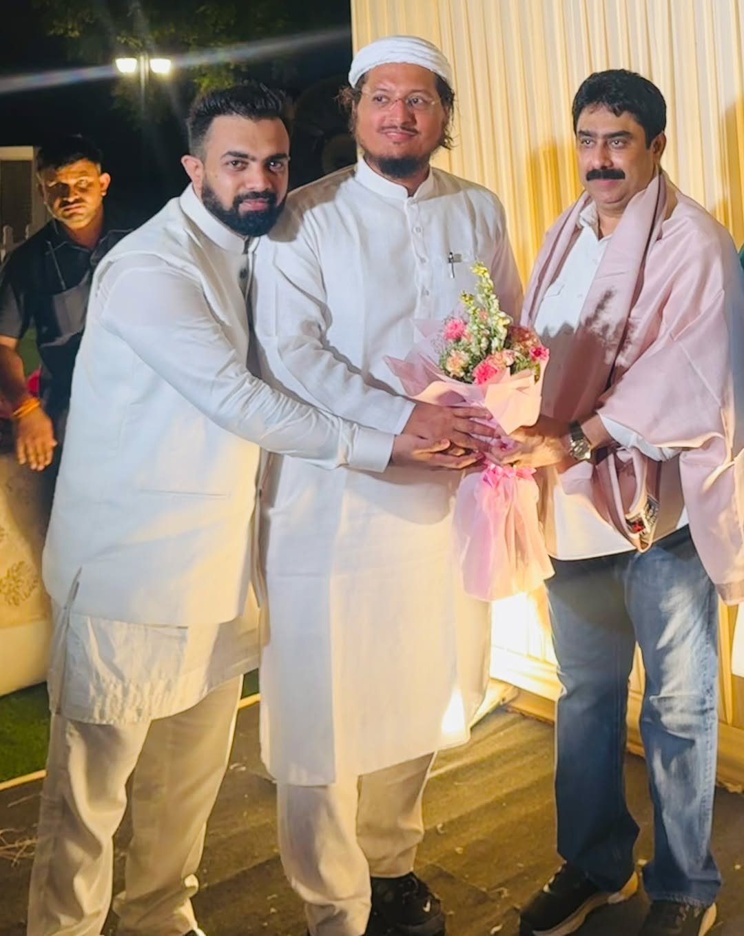 Photo shared by Kasim Dhamaskar on January 17, 2026 tagging @sufiyanvanu, and @sanjaydinapatilofficial. May be an image of one or more people, beard, people smiling, turban and text.