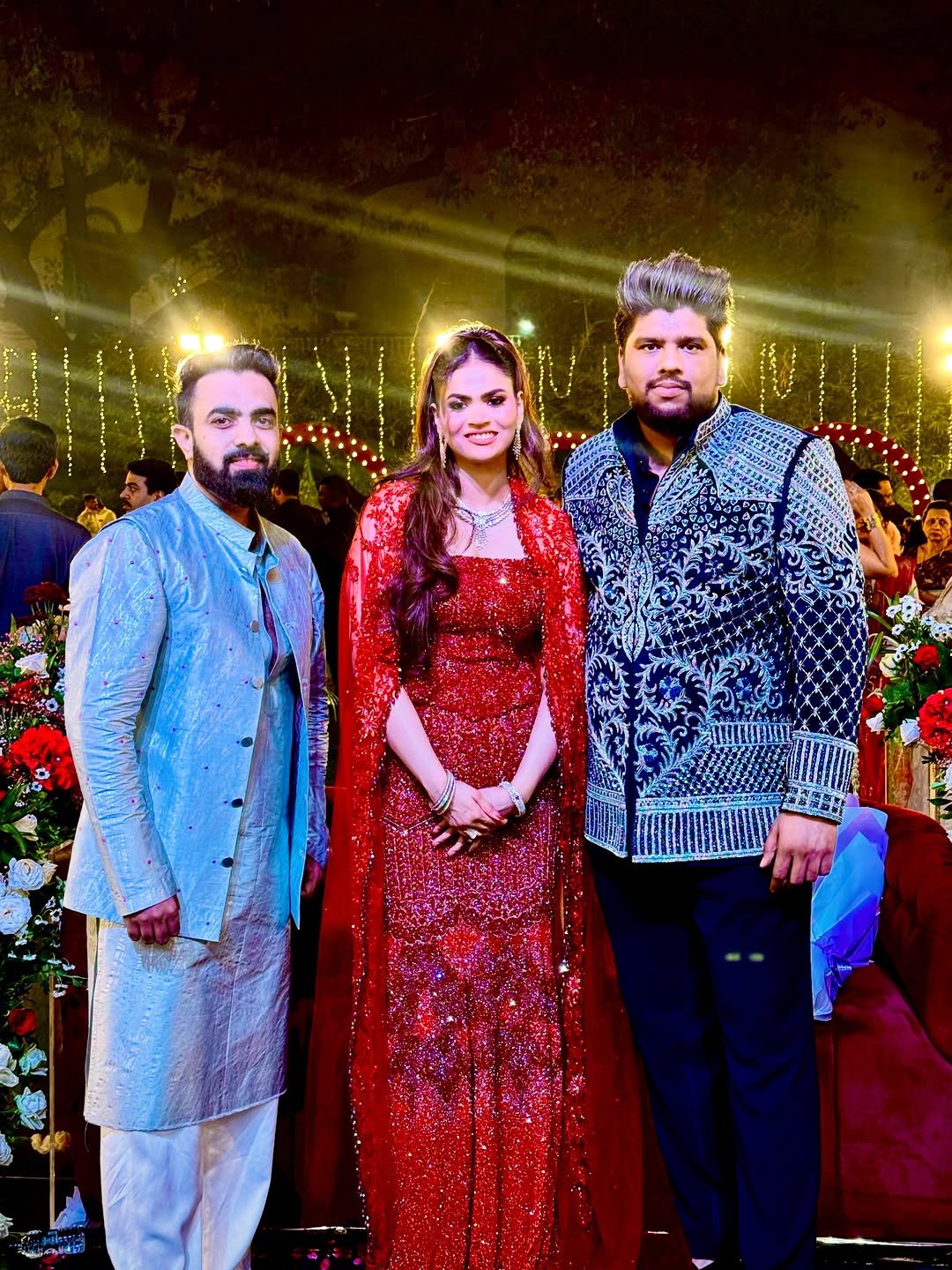 Photo shared by Kasim Dhamaskar on November 21, 2025 tagging @dhanashreerajanvichare, @siddheshsshinde, @sunilshindeworli, @mp_rajanvichare, and @dilseds25. May be an image of one or more people, barong, wedding and text.