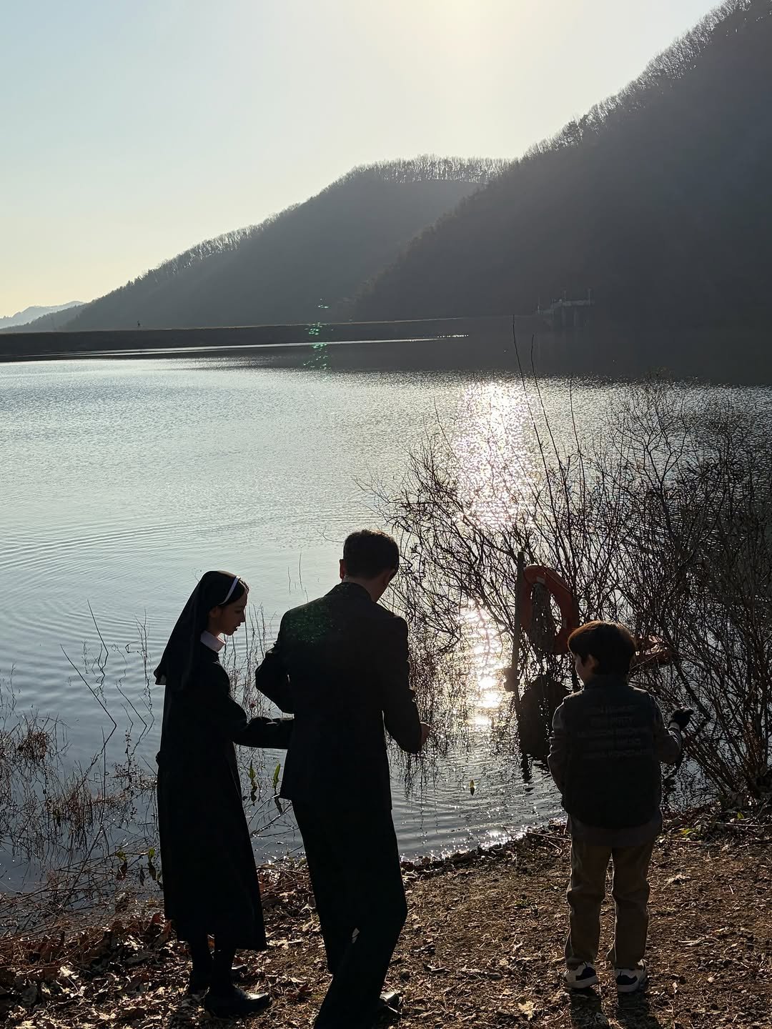 Photo by KARINA on December 24, 2025. May be an image of campsite, lake and text.