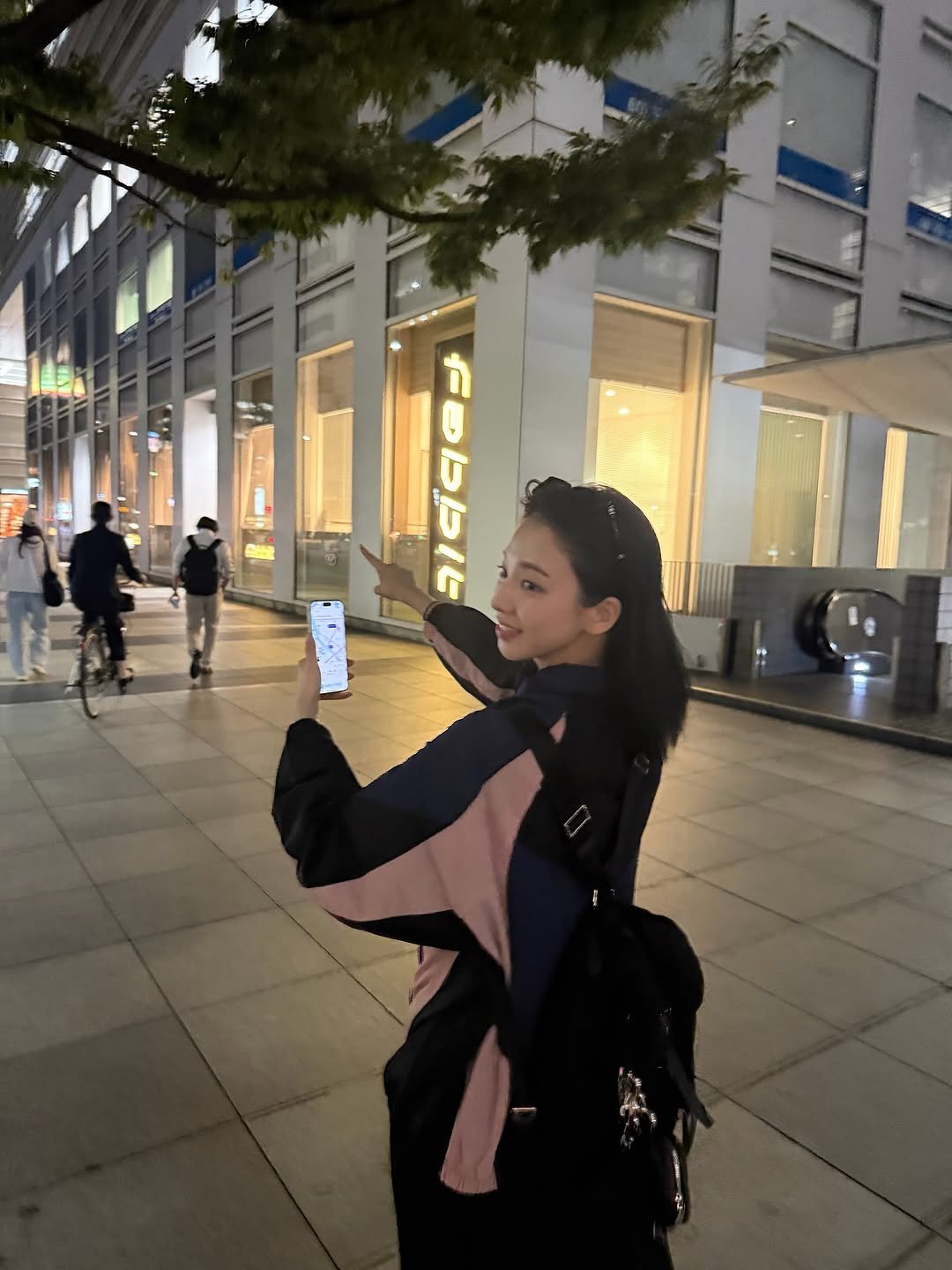 Photo by KARINA on October 13, 2025.