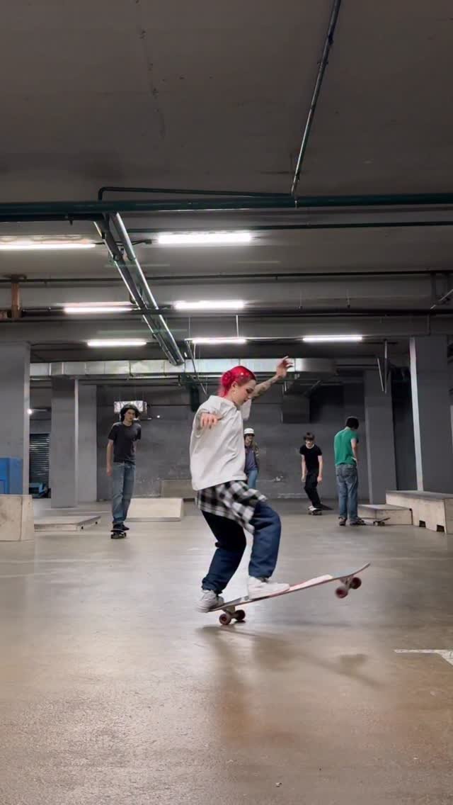 katevoynova 게시물 이미지: Ещё один трюк МЕЧТЫ в копилку! 🥳

Около 10 лет...