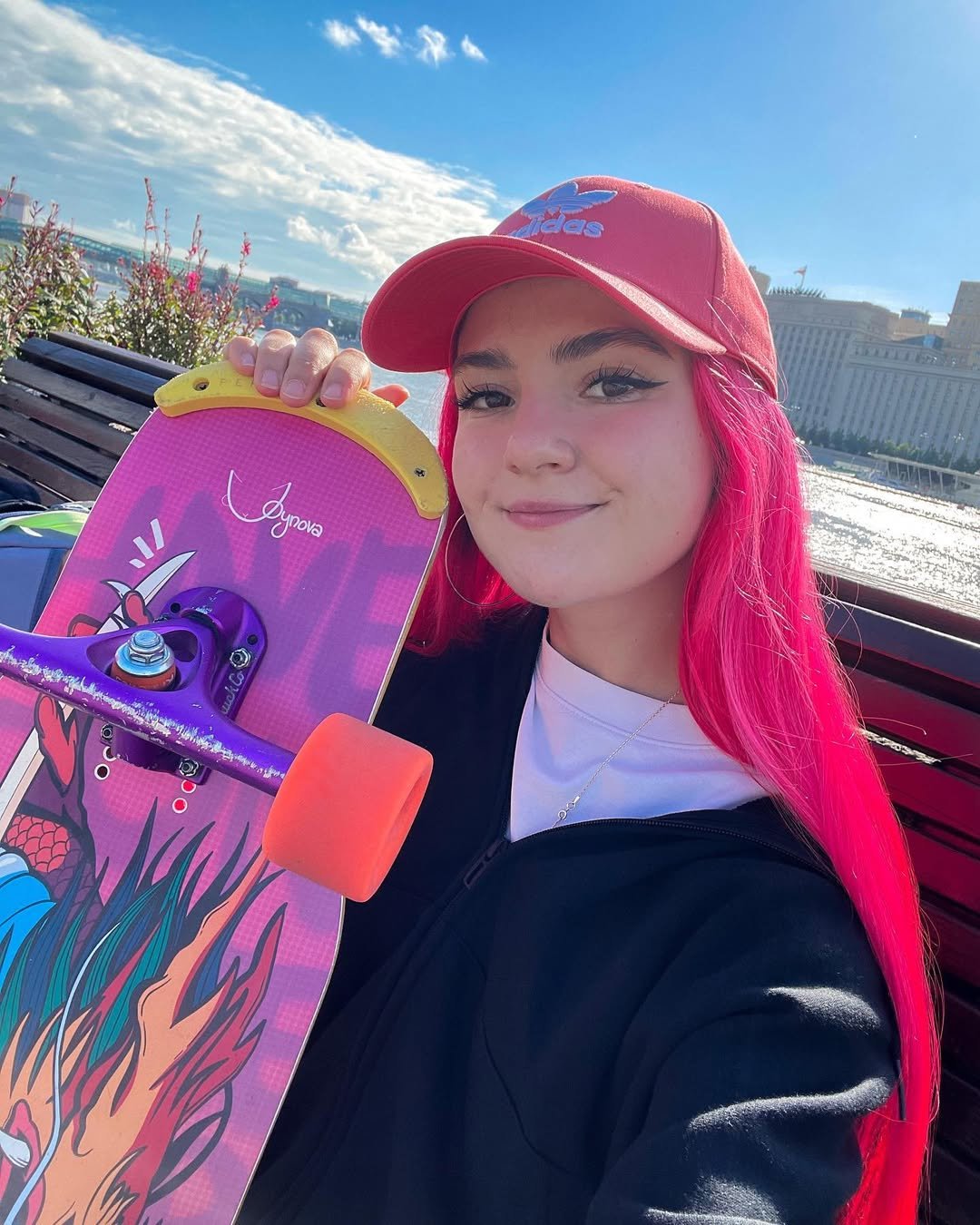 Photo shared by Катя Войнова - это Вдохновение и Лонгборд on August 04, 2022 tagging @paristruckco, @pepper_boards, and @flipnflow.