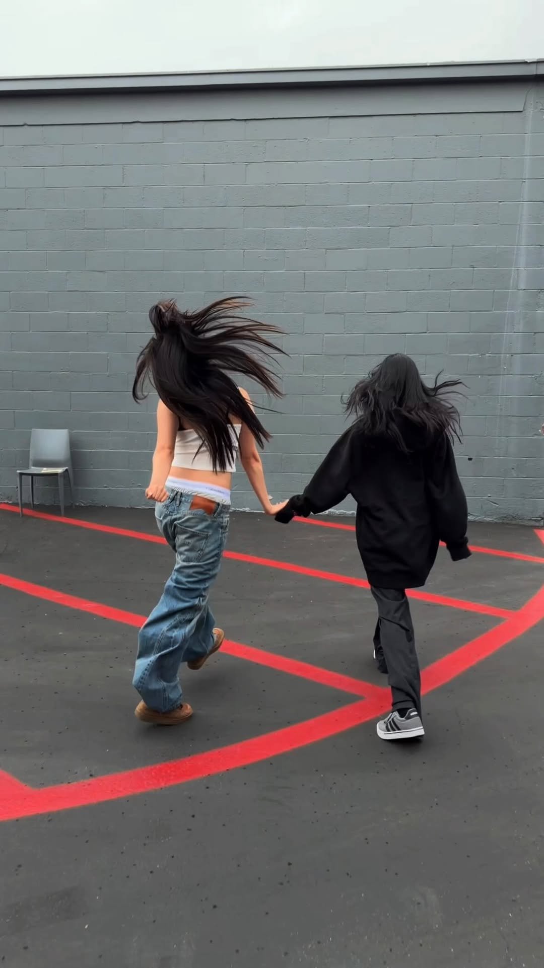 katseyeworld 게시물 이미지: “we can pick up the Gabriela smoothie on the way”