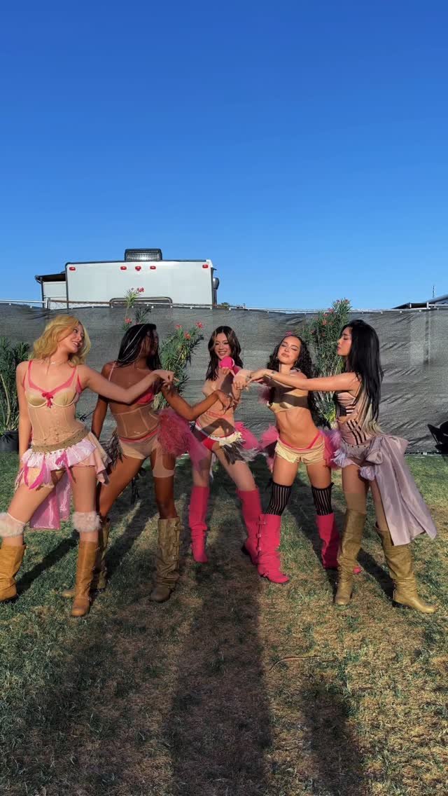 katseyeworld 게시물 이미지: still screaming from cloud nine!! 🩷 thank you...