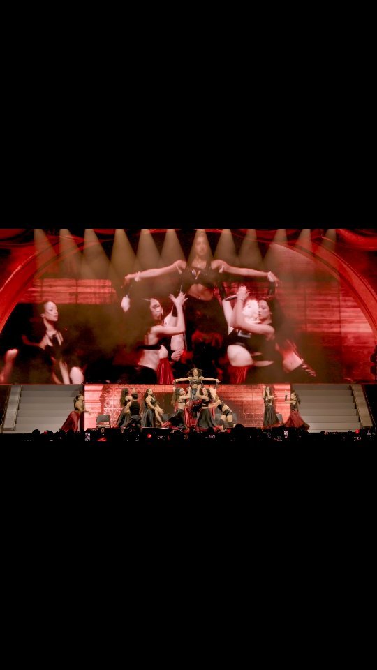 katseyeworld 게시물 이미지: Gabriela is back 🥀 watch the full performance...