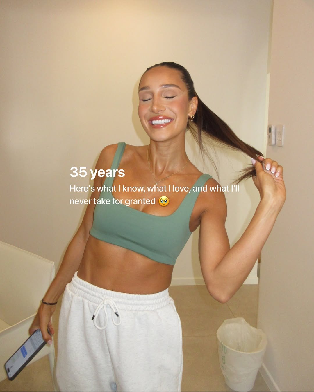 kayla_itsines 게시물 이미지: 35 🤍☺️