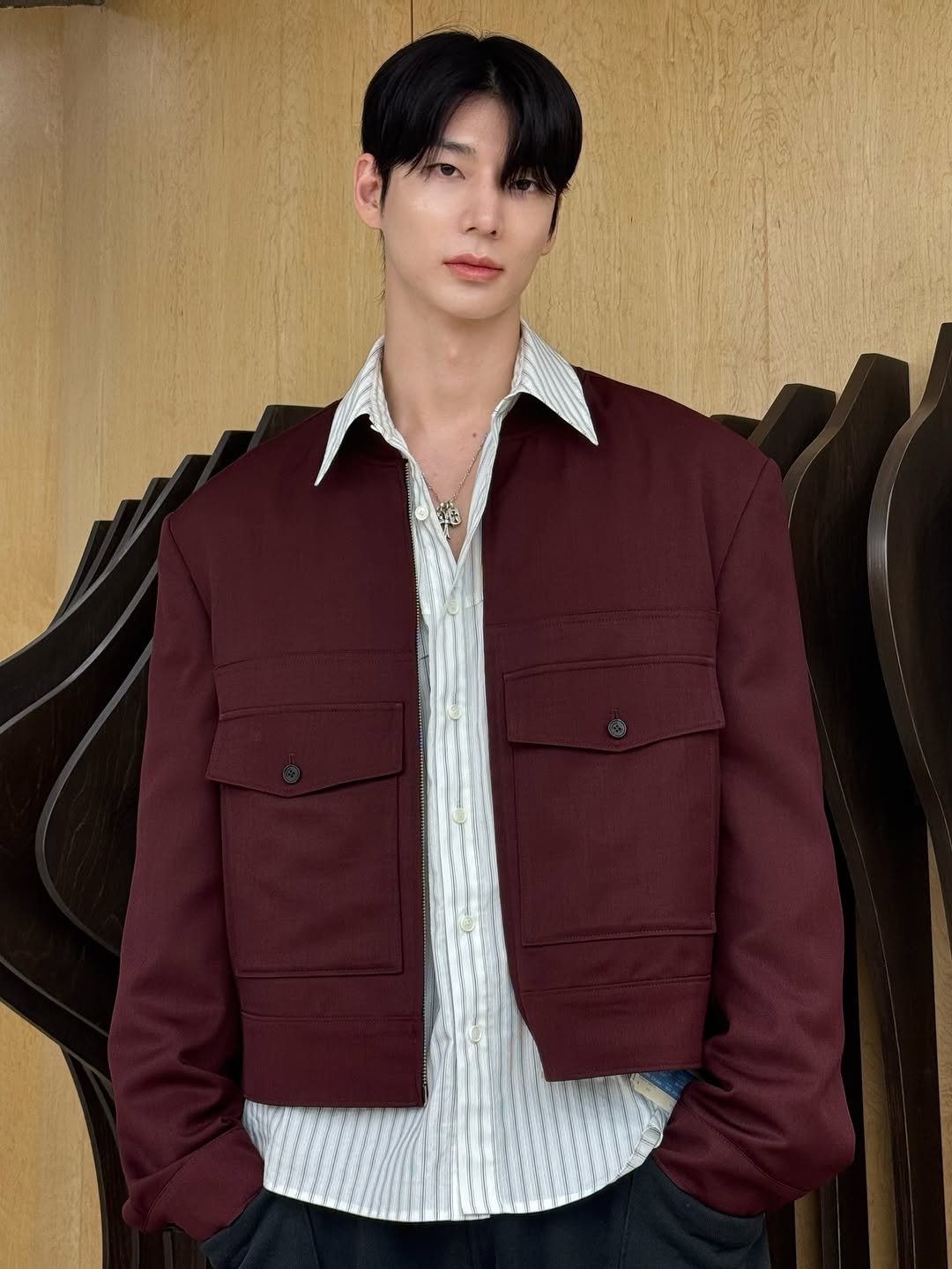 Photo shared by 은상원 on September 16, 2025 tagging @waviness_official. May be an image of 1 person, bolo tie, blazer, outerwear, top and text.