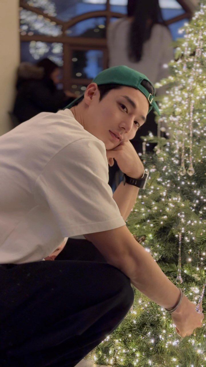 kaza_eun 게시물 이미지: merry christmas🎄

@ovon_official