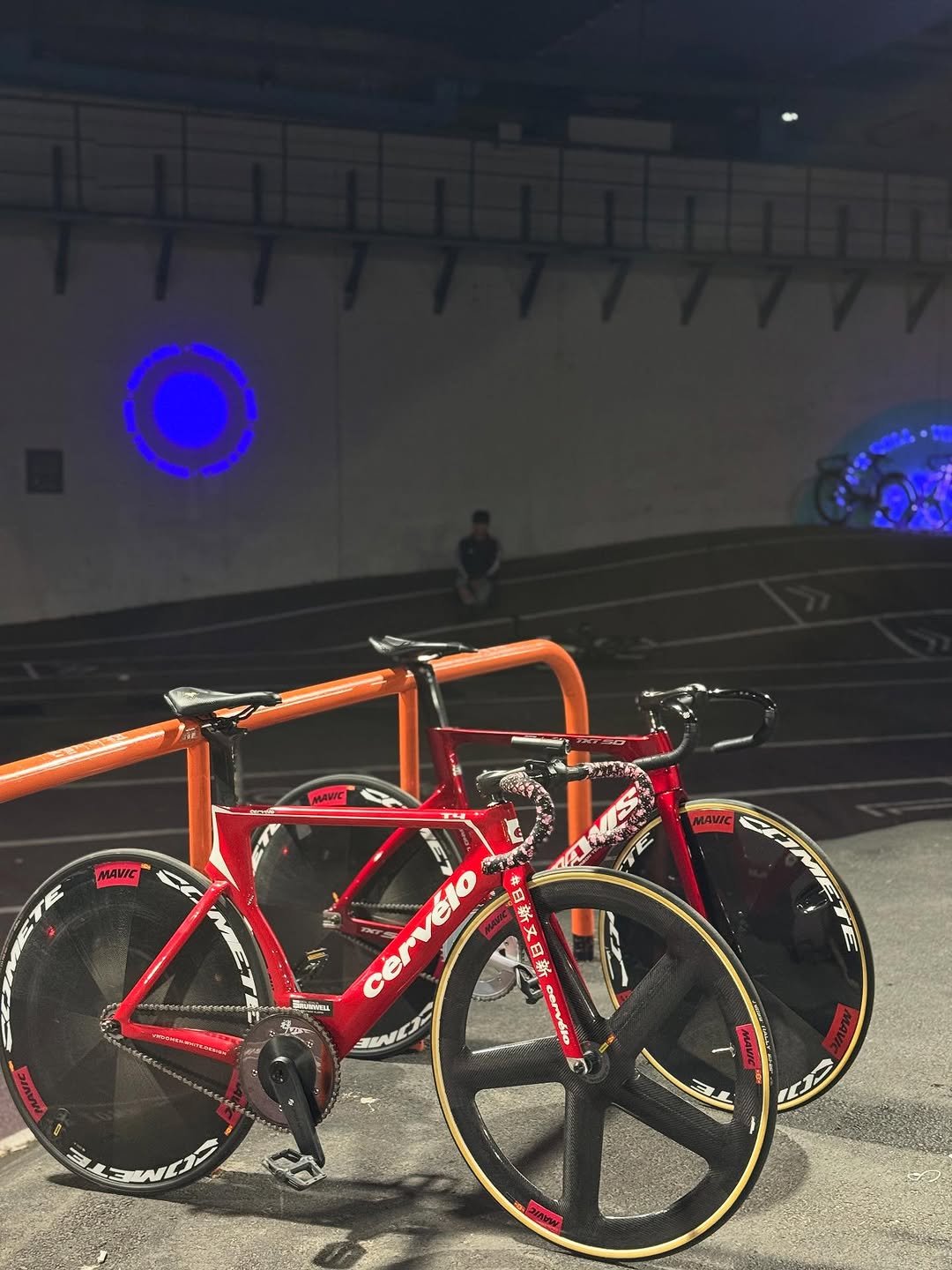 Photo by ㅊㅇ on October 25, 2025. May be an image of bicycle and text.