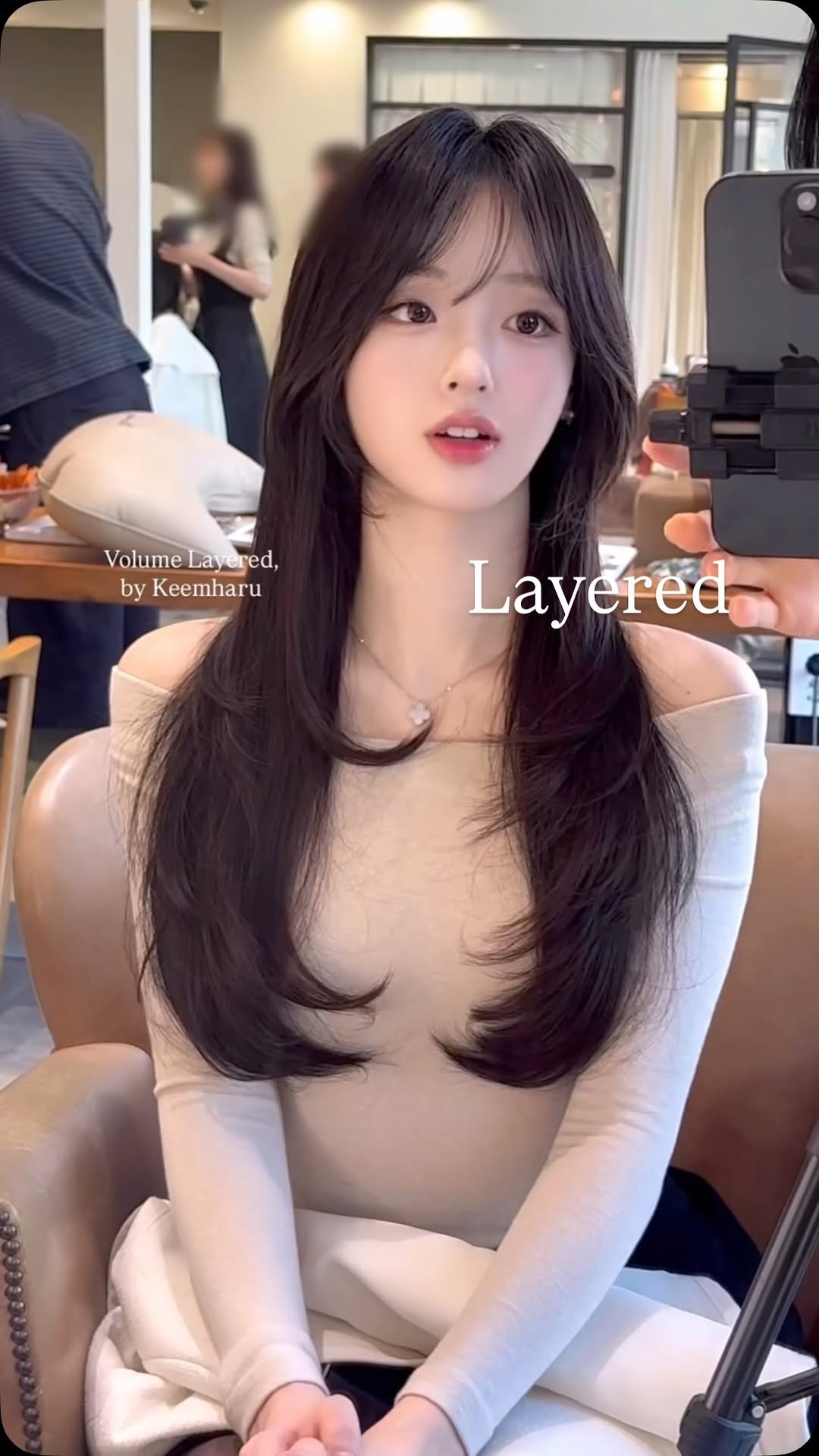 keemharu 게시물 이미지: 섬세한 볼륨레이어드로 긴머리에도 옆볼륨을 가득 •• 

롱롱 기장에선 높은레이어를...