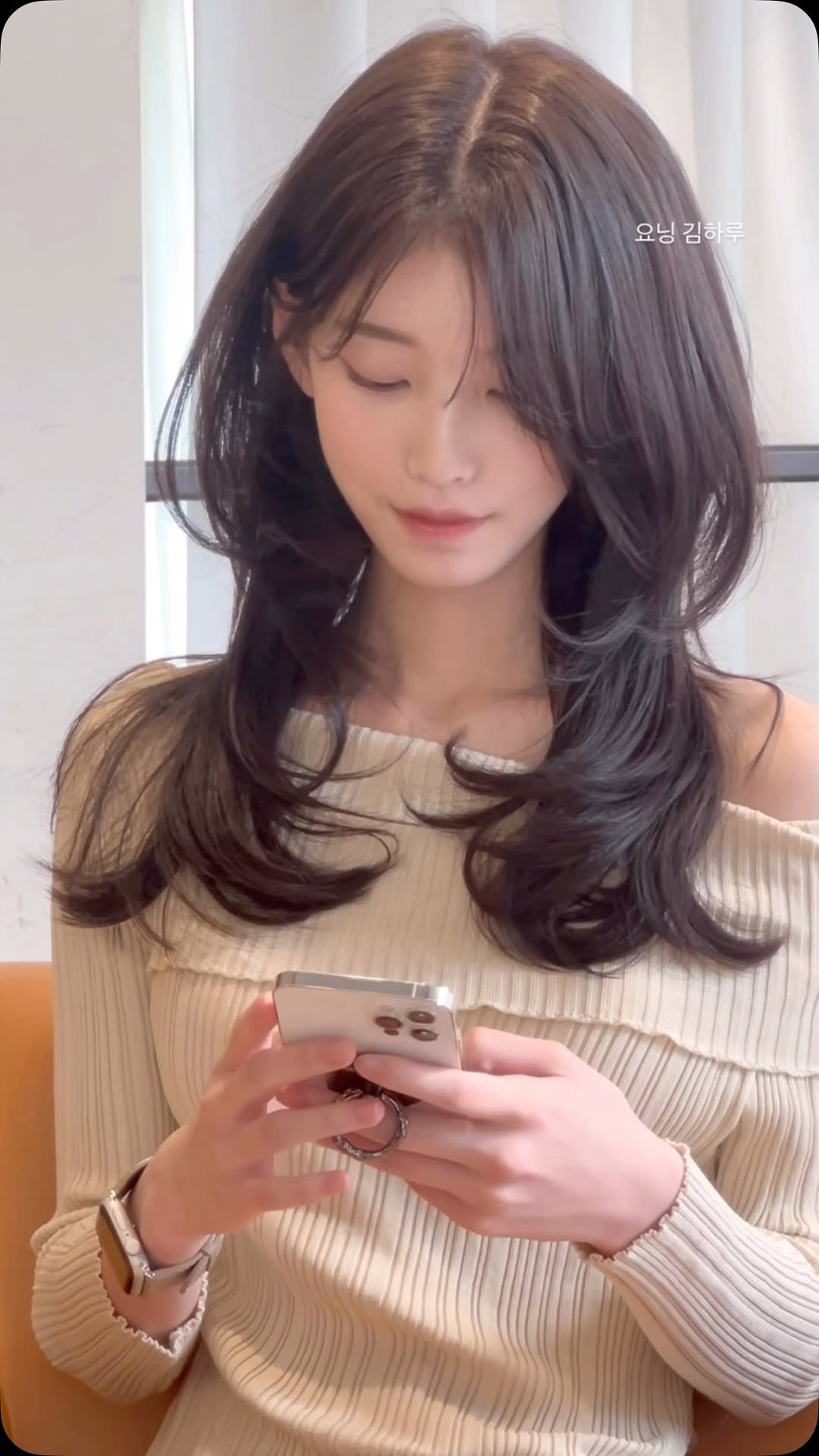 keemharu 게시물 이미지: High Layered Perm, Milk Brown ••🤎

볼륨이 생기는...