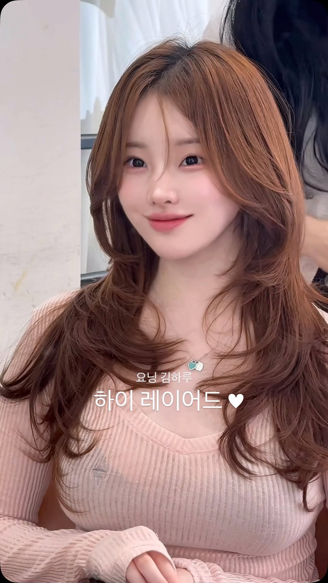 keemharu 게시물 이미지: 귀에 꽂으면 뿅 나오는 머리가 포인트 •• 🩵
묶었을 때 라인도 예쁘게 해주는...