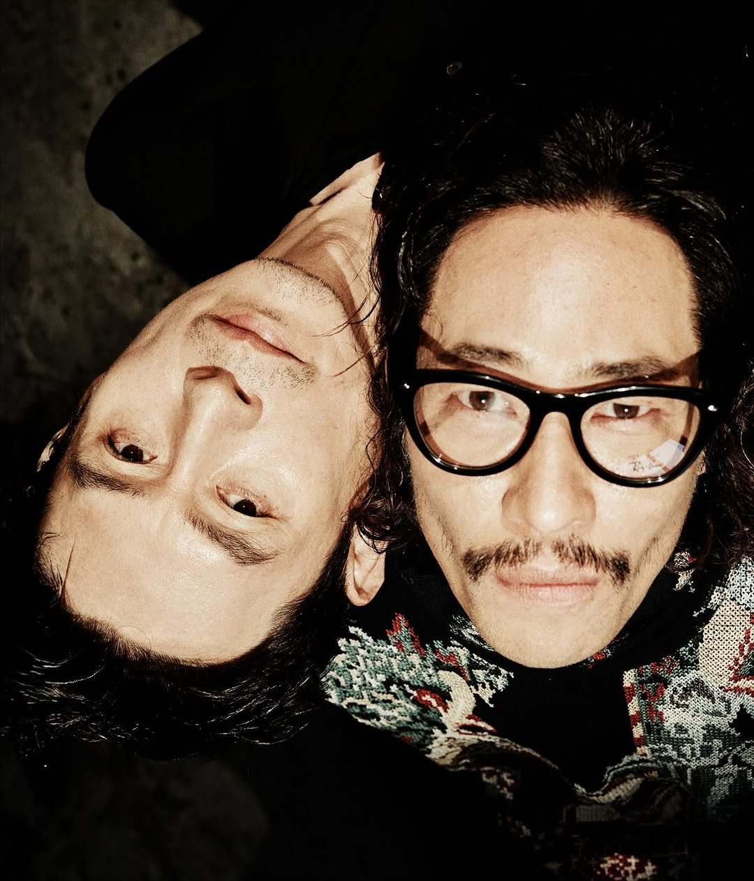 Photo shared by 김신애 on October 25, 2025 tagging @marieclairekorea, and @seonae_yu. May be an image of eyeglasses, bolo tie and text.