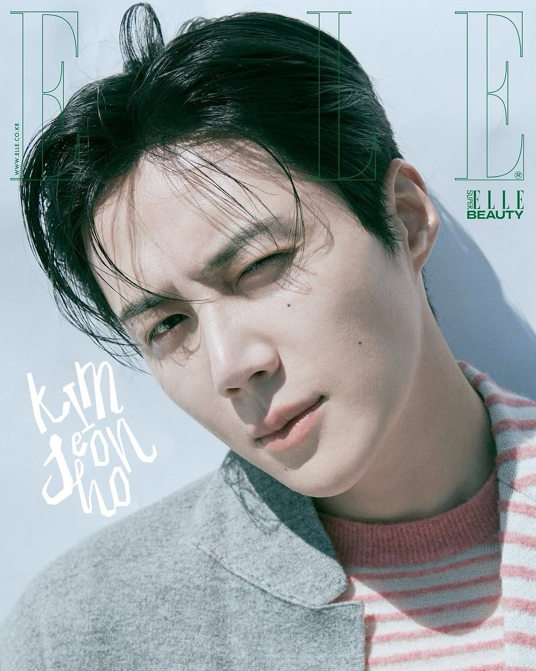 Photo shared by 김신애 on July 29, 2025 tagging @mminnnn, @ellekorea, and @seonho__kim. May be an image of 1 person, poster, magazine and text that says 'E ELLE BEAUTY kn sion ho'.