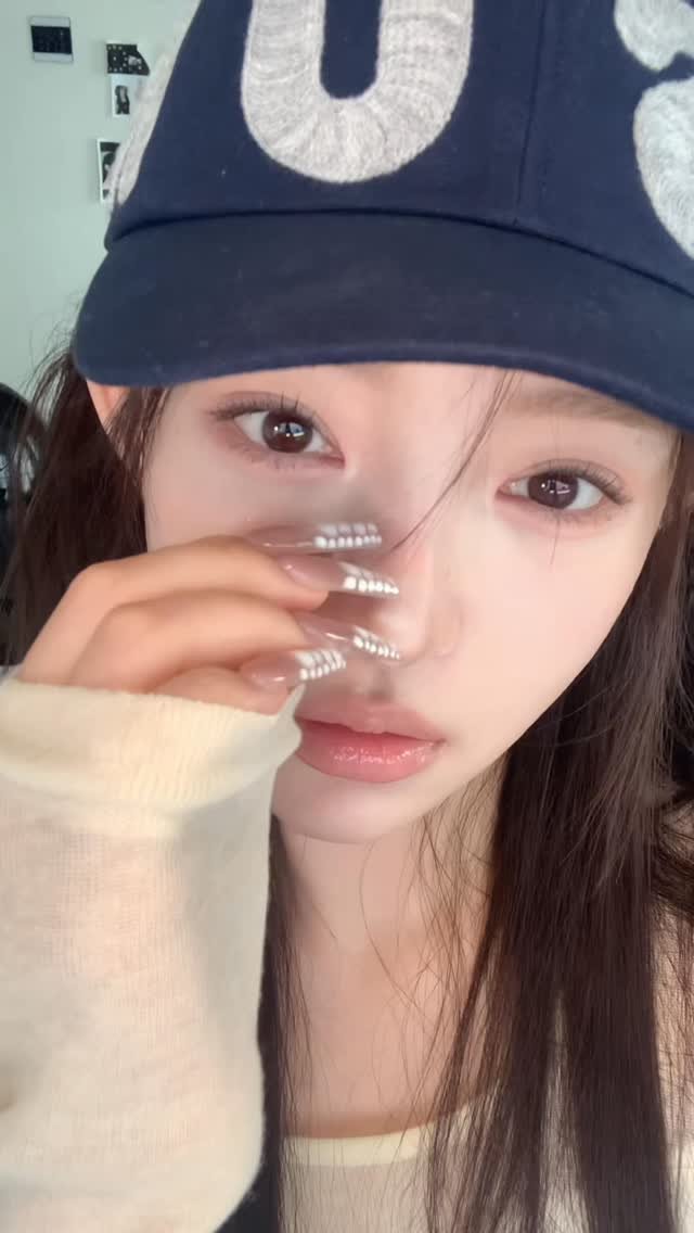 kend__v 게시물 이미지: 꾸안꾸 메이크🩵