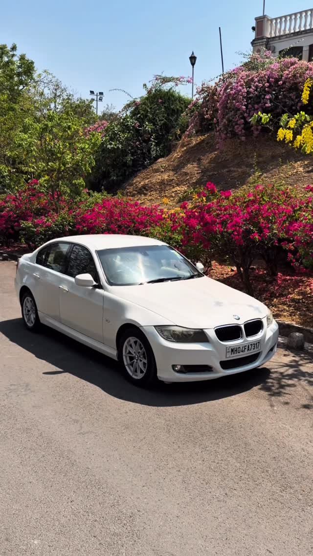 kgnmotors.mum 게시물 이미지: *BMW 320D CORPORATE *
▪️MODEL 2012
▪️SINGLE...