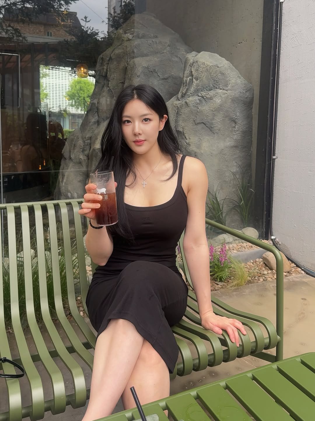 khye2i 게시물 이미지: 운동할때 테토녀들 였는데 
오늘은 여자놀잉…✌🏼..🖤 @deock._.2