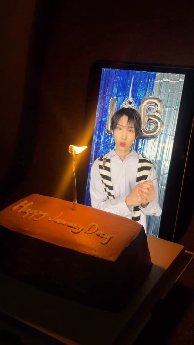 kickflip_jype 게시물 이미지: 🎂💙

#주왕 #Juwang
#KickFlip #킥플립
#주왕이의_모든_순간을_52해