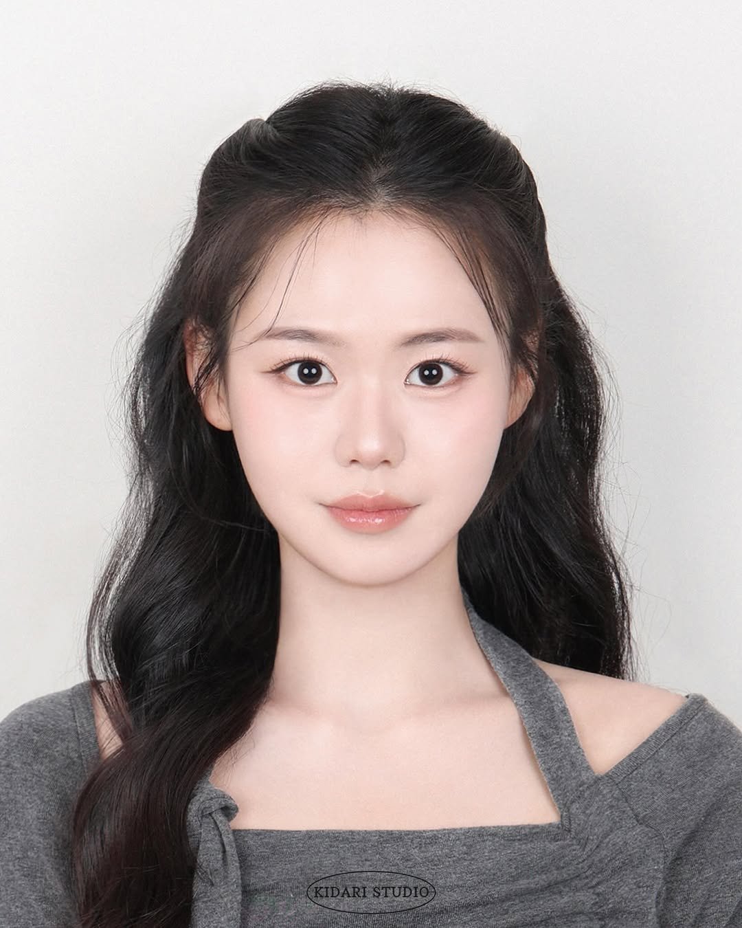kidariphoto_studio 게시물 이미지: 인생 #증명사진잘찍는곳 🩶✨
