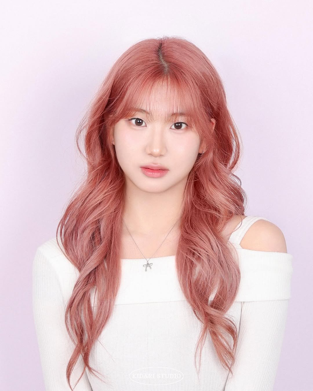 Photo by 키다리아저씨 사진관 | 증명사진 • 여권사진 • 프로필 on January 06, 2026. May be an image of one or more people, hair and text.