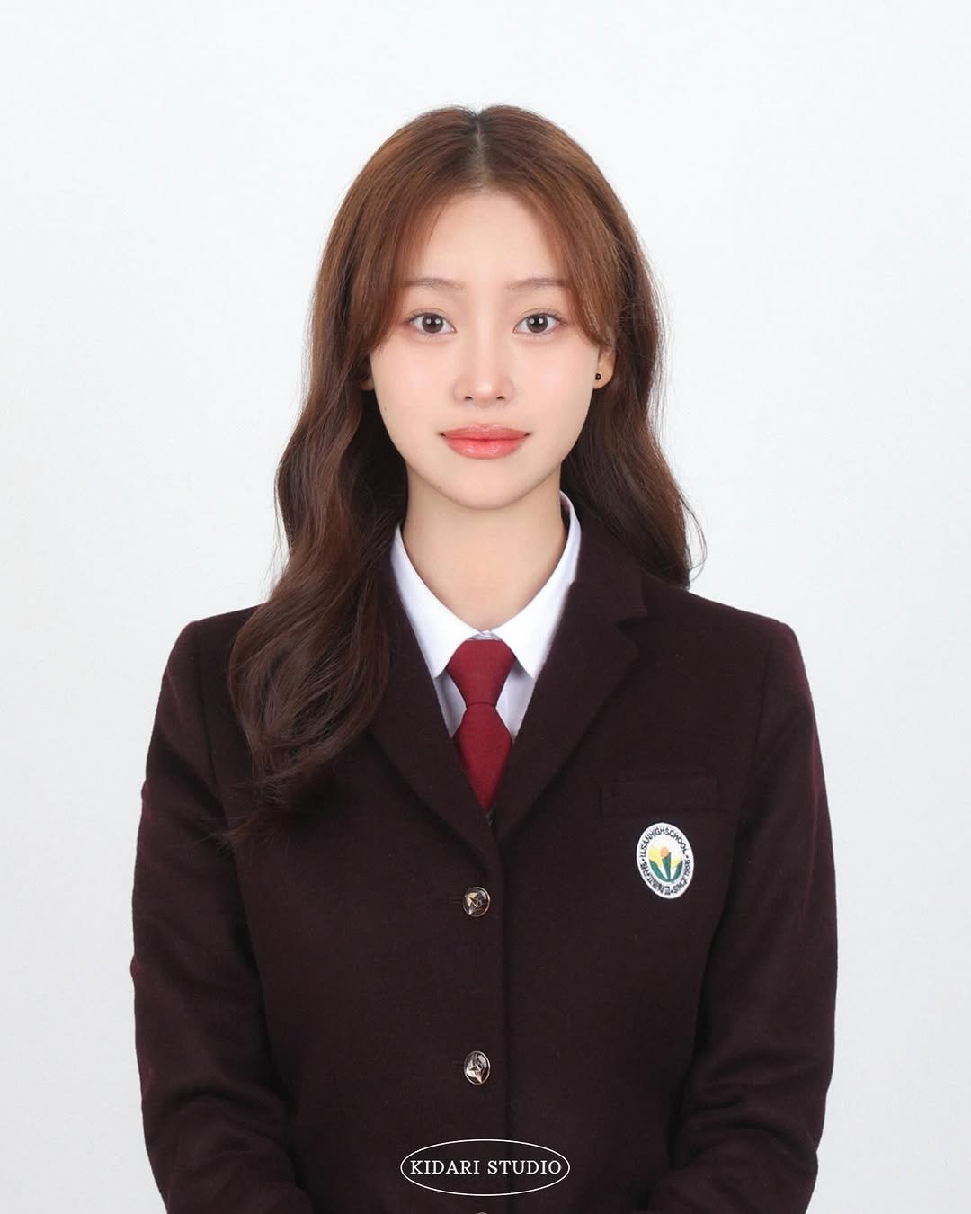 Photo by 키다리아저씨 사진관 | 증명사진 • 여권사진 • 프로필 on February 28, 2026. May be an image of text that says 'KIDARI KIDARISTUDIO STUDIO'.