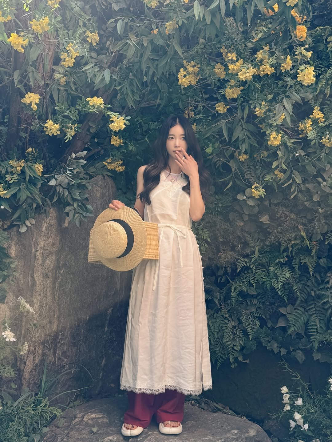 kieunse 게시물 이미지: 비오고 나면 또 엄청 더워진데요 🤪
.
.
#kiootd🌿 #ootd