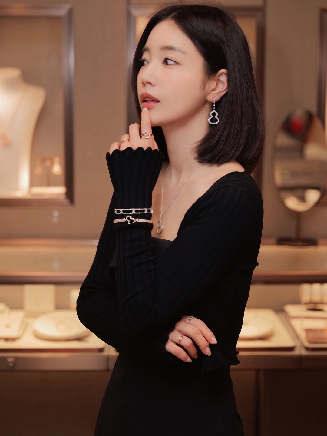 kieunse 게시물 이미지: 신세계 강남 1층에 키린파인주얼리가 오픈했습니다 ❤️
아름다운 쥬얼리들 보느라 눈이...