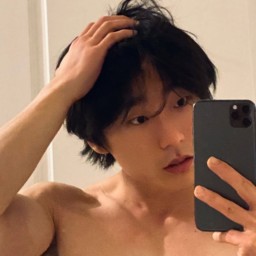 Photo by Kijiro on May 20, 2025. May be a selfie of one or more people, biceps, hair and underwear.