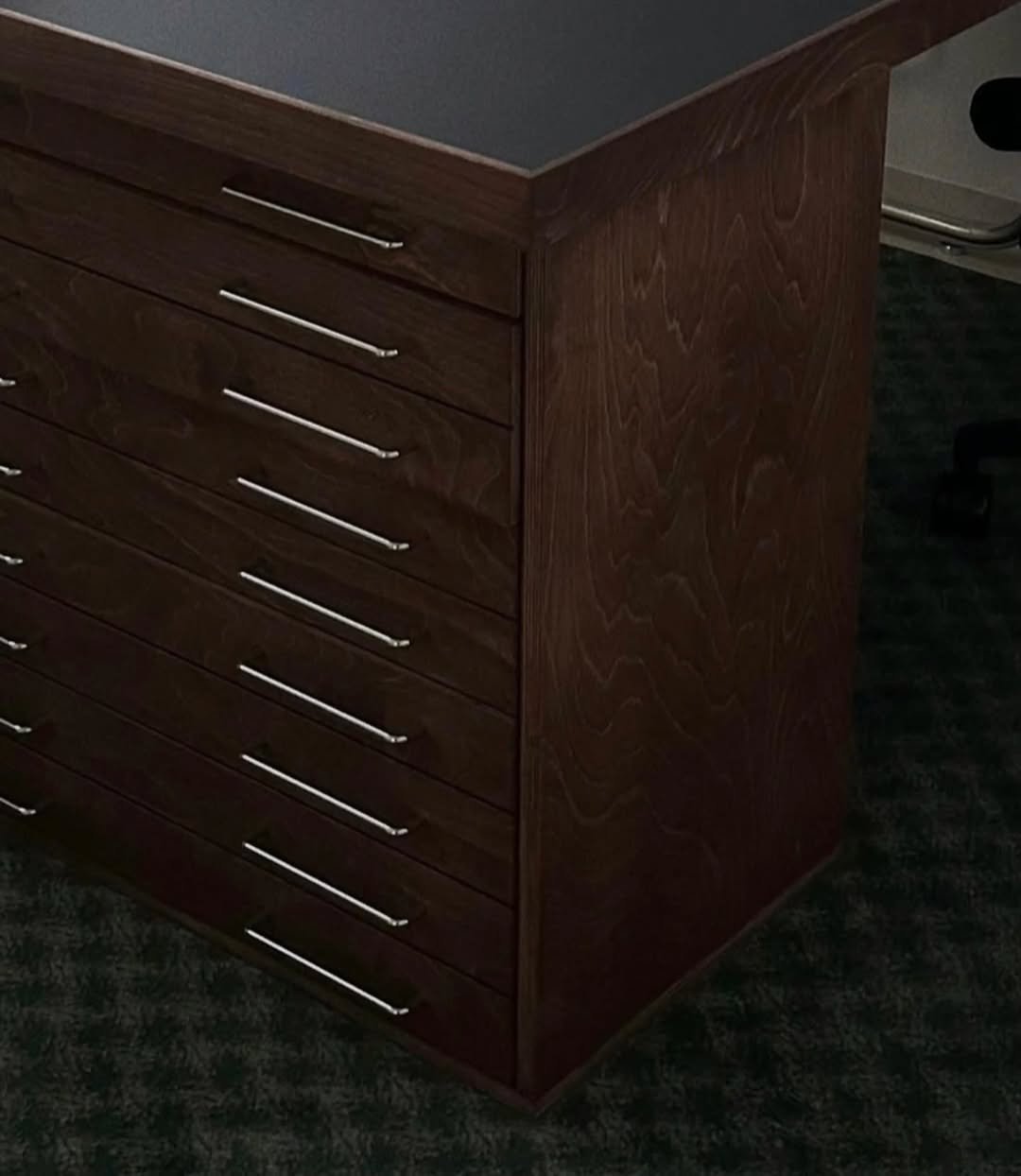 Photo by kikodesign on January 22, 2026. May be an image of bureau, desk and text.