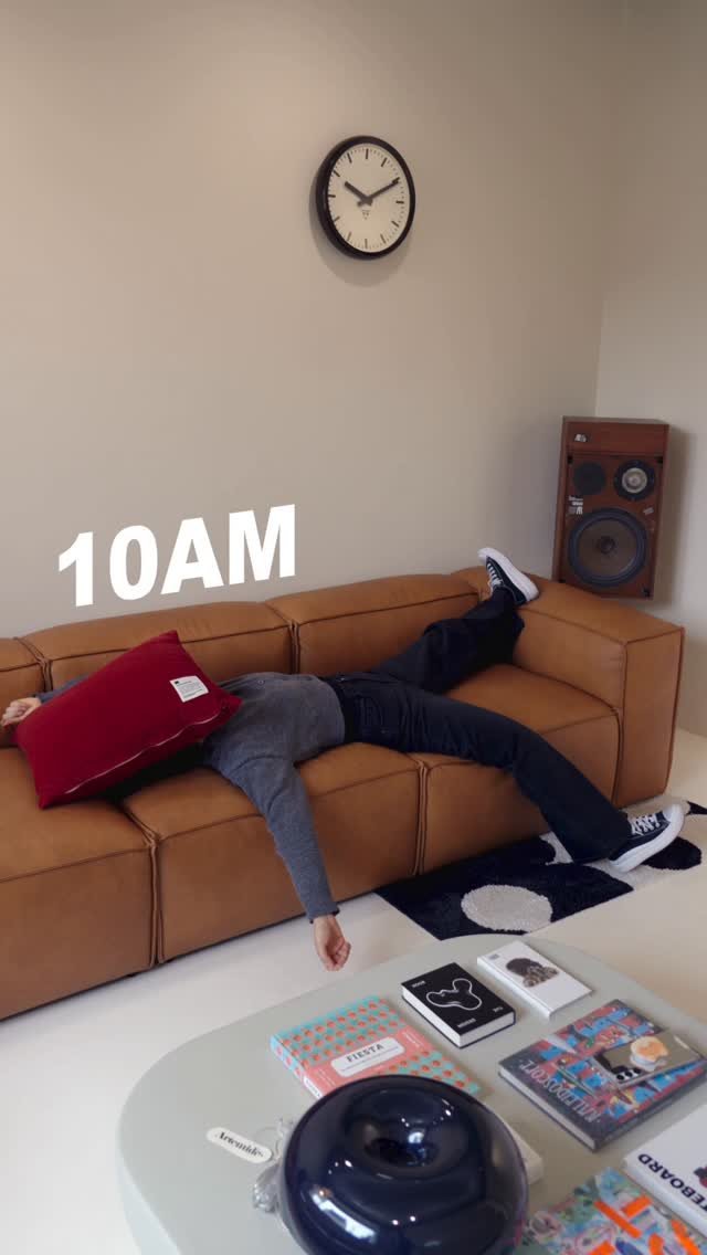 kikodesign_official 게시물 이미지: kiko
키코디자인 
피곤하고 지칠땐.

#디자인가구브랜드#가죽소파#패브릭소파