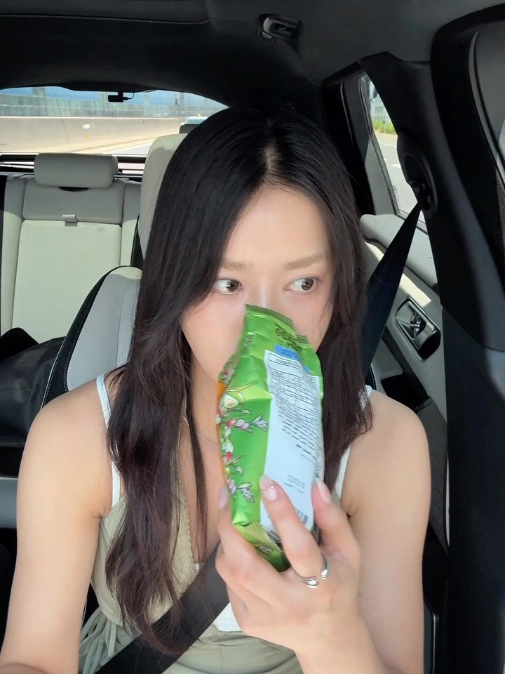 kim_green426 게시물 이미지: 제 점수는요…
⭐⭐⭐⭐⭐ 5점 만점에 5점!!!! 😂💚

진짜 너무 신기한...