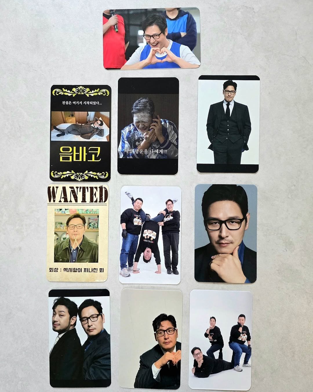 kim_poong 게시물 이미지: 팬분이 만들어주신 가내수공업 핸드메이드 포카. 실물로 첨 받아봄. 감사합니다.