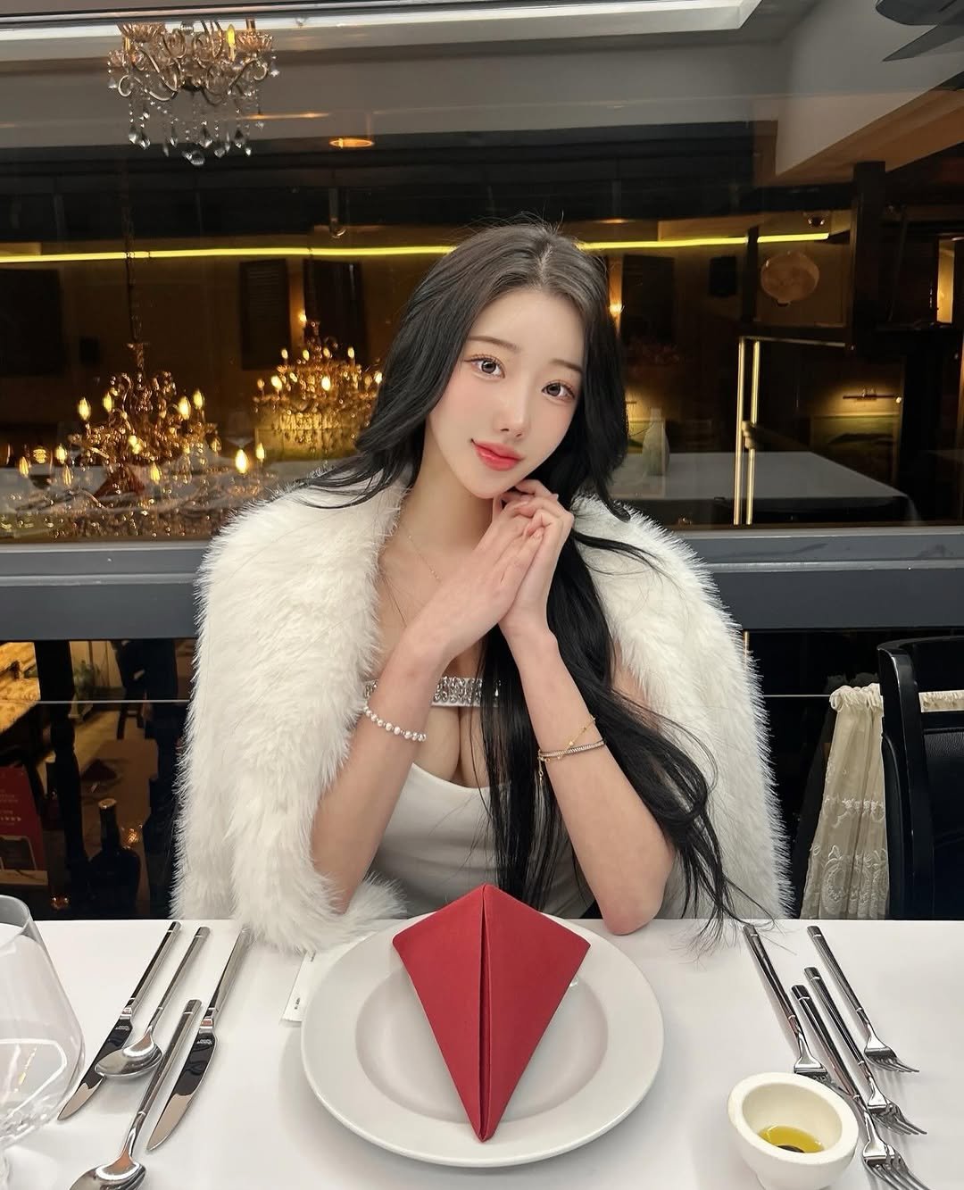 kim_s_ofo 게시물 이미지: 스테키 뇸!🍽️🤍