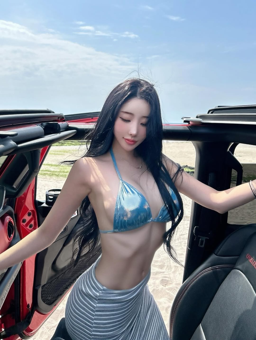 kim_s_ofo 게시물 이미지: 🚘👙💦