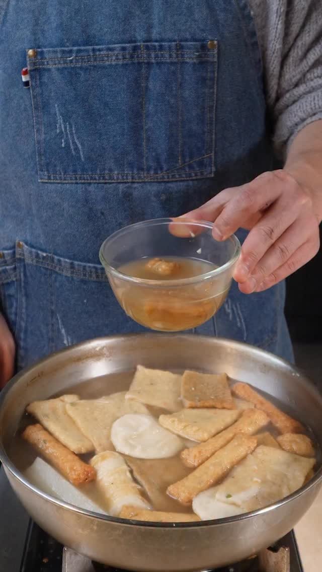 kim_seoul_638 게시물 이미지: 분식집 오뎅국물

** 맛있게 드세용~! **

물 3L에 양파 1/2개, 대파...