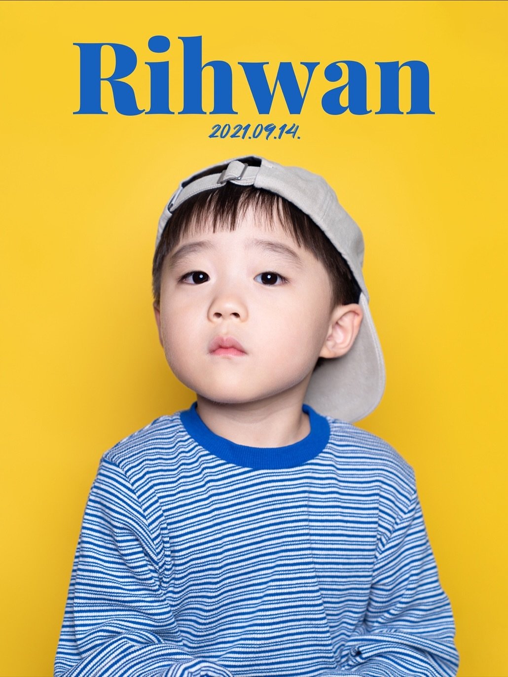 Photo by 김육아(김성진)ㅣ방구석 사업가 육아대디 on September 22, 2025. May be an image of 1 person, baby, poster, magazine and text that says 'Rihwan 2021.09.14.'.
