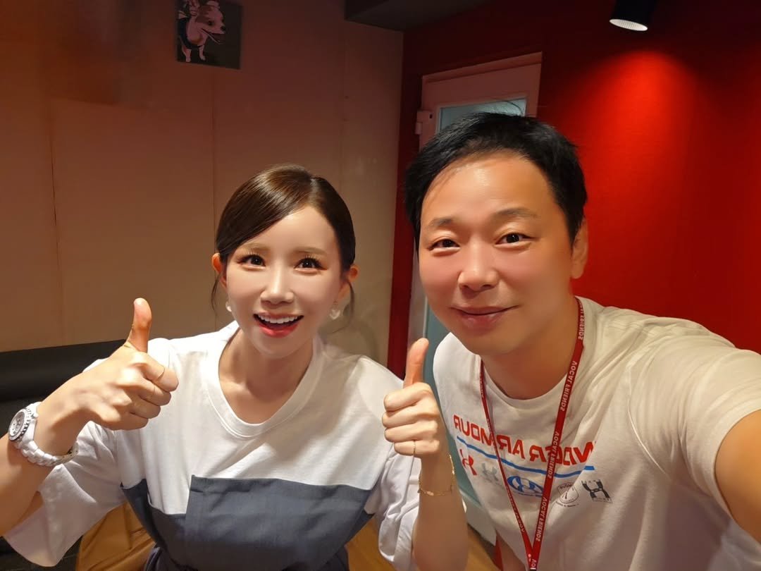 Photo shared by 김다나 on August 22, 2025 tagging @mohaswhat. May be an image of 2 people and text.