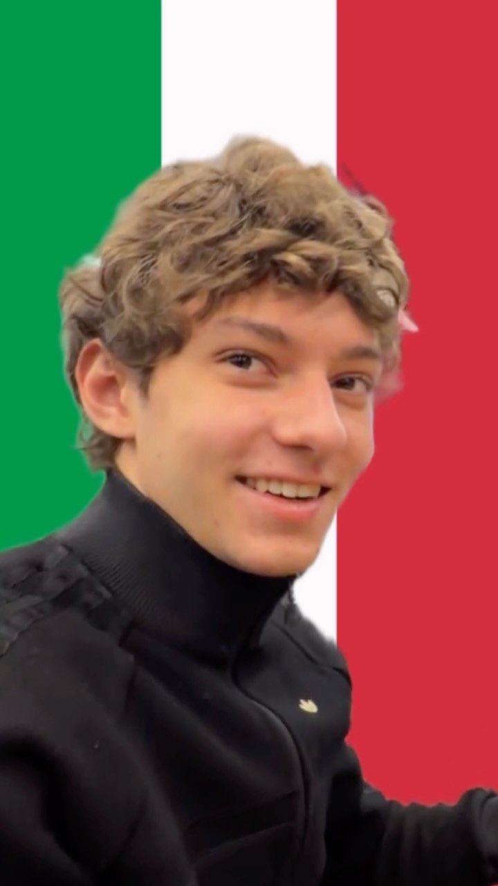 kimi.antonelli 게시물 이미지: Come with me to Barcelona shakedown 🙌