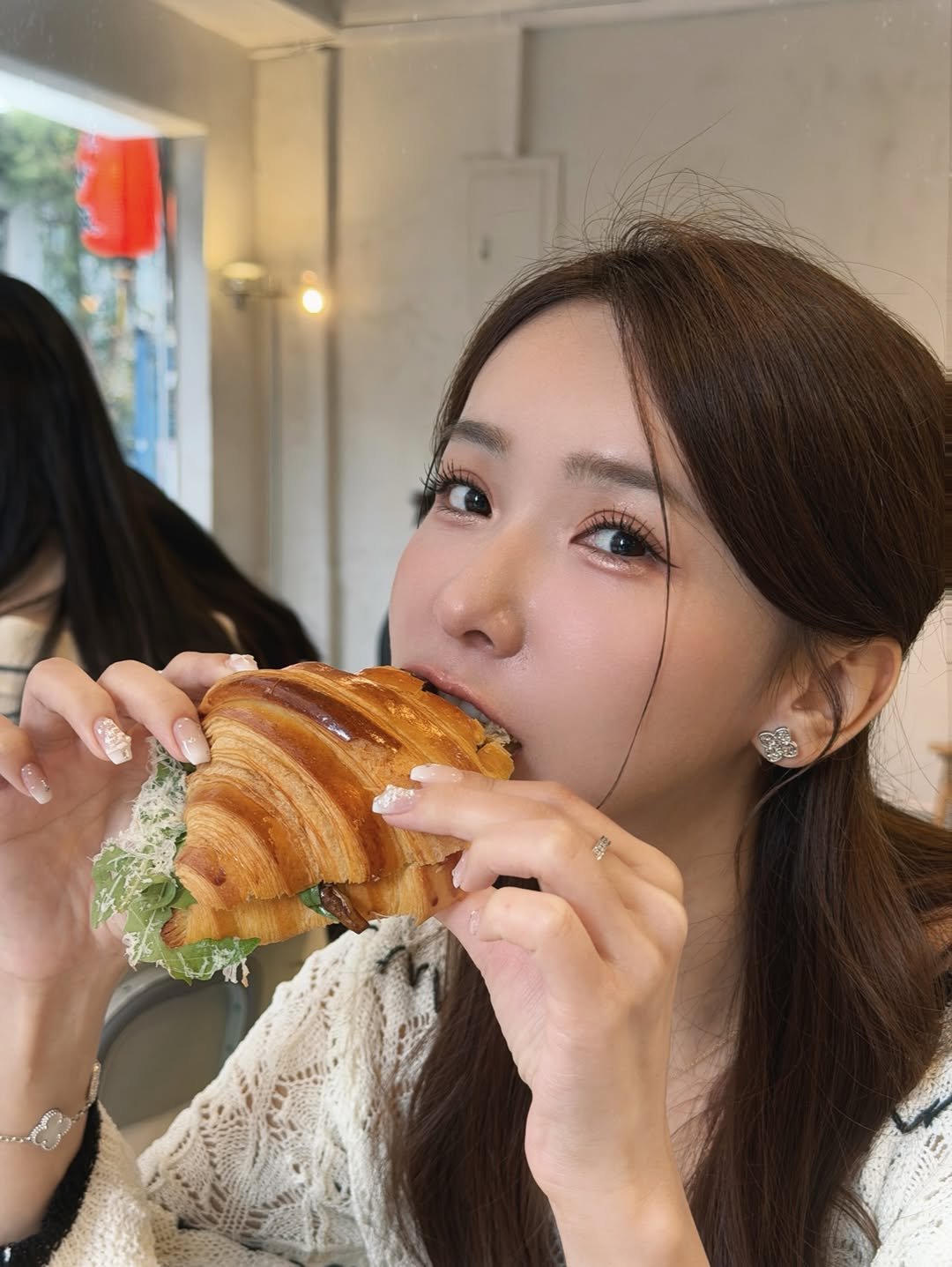 Photo shared by 禾羽 Kimi on December 26, 2025 tagging @freya.2023_. May be an image of turnover, club sandwich, bread, croissant and text.