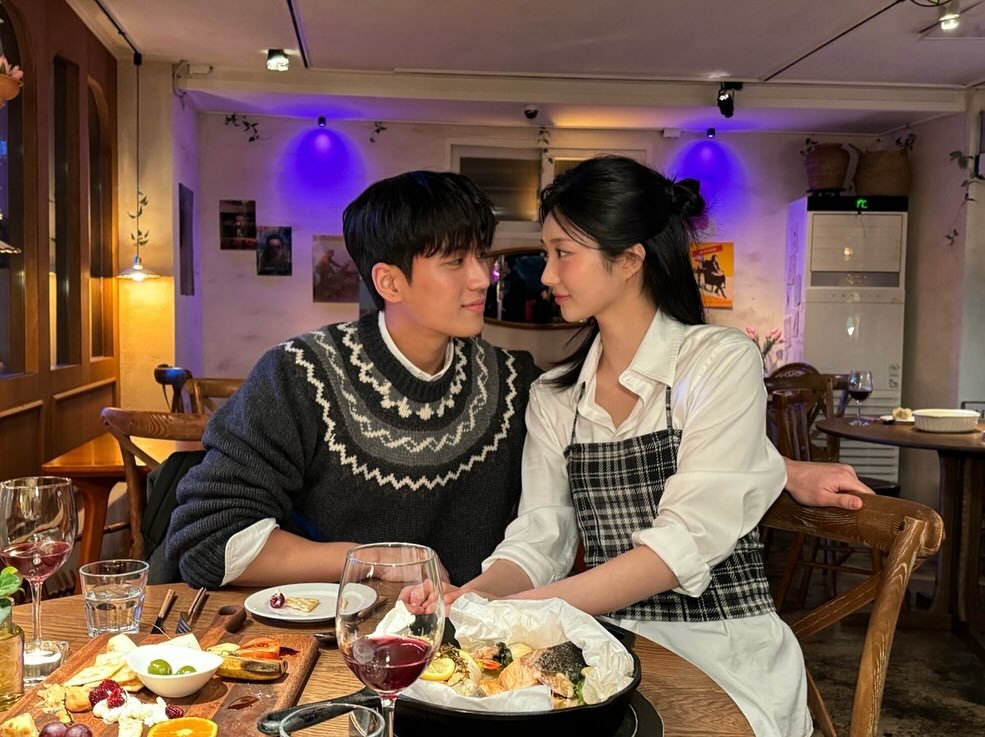 Photo shared by 김민철 KIM MIN CHUL on May 10, 2025 tagging @kyuhee___.