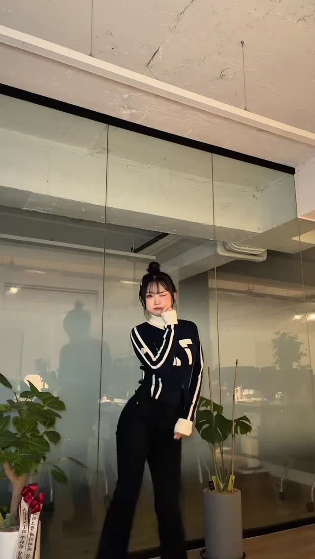 kimming0_0 게시물 이미지: 여러분 저 성덕 됐어요 ......... (눈물)

제가 초딩 때부터 좋아했던 양띵...