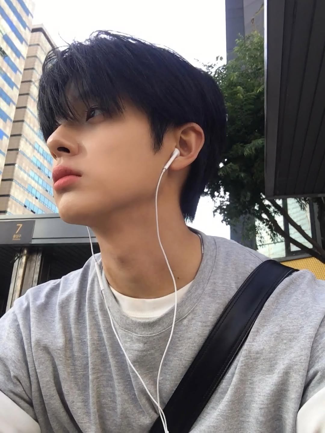 kimminkyu_0312 게시물 이미지: 5月