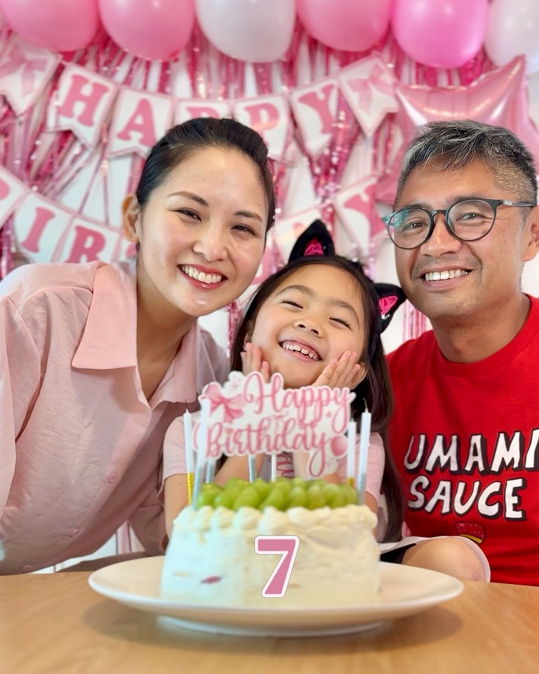 Photo shared by MOE／Kimono Mom on April 05, 2026 tagging @yamada_motoki, and @kimono_mom. May be an image of balloon, candle, cake and text that says 'HA HANDYN H IR R Happy Bisthday UMAM SAUCE 7'.