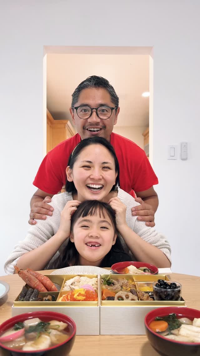 kimono_mom 게시물 이미지: Thank you to EVERYONE we met in 2025! We are...