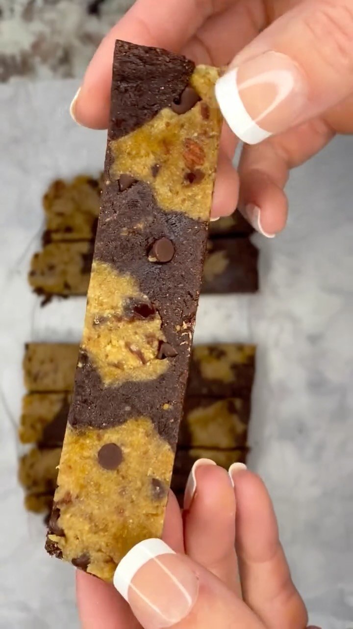 kimsproteinkitchen 게시물 이미지: Here’s the recipe to the first one:

Recipe 👇...