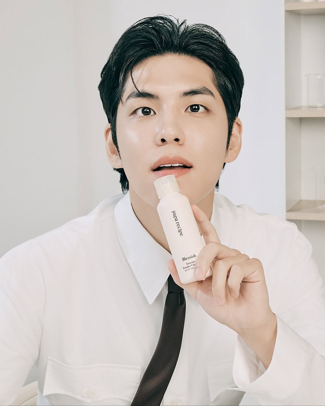 Photo by 김원필 on October 31, 2025. May be an image of hair product and text.