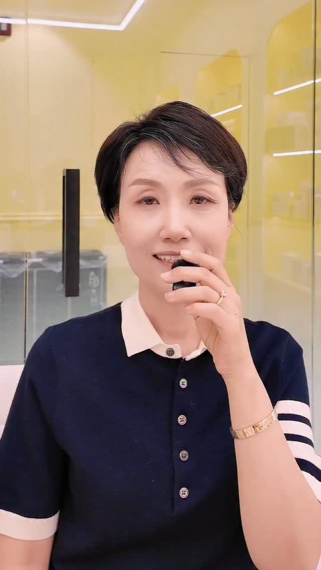 kimyaksa_tv 게시물 이미지: #공동구매 😎빌루아 눈제품 오늘까지 마감입니다.

필요하신분 얼른 챙기세요.

👀...