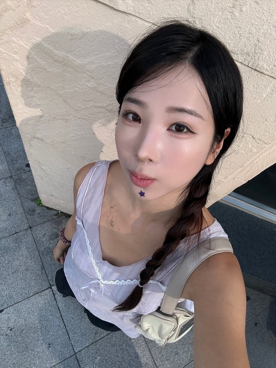 kindcong 게시물 이미지: 맥주 러버의 햅삐 주말
나랑 맥주 마실 공주 여기 여기 붙어라👸🏻