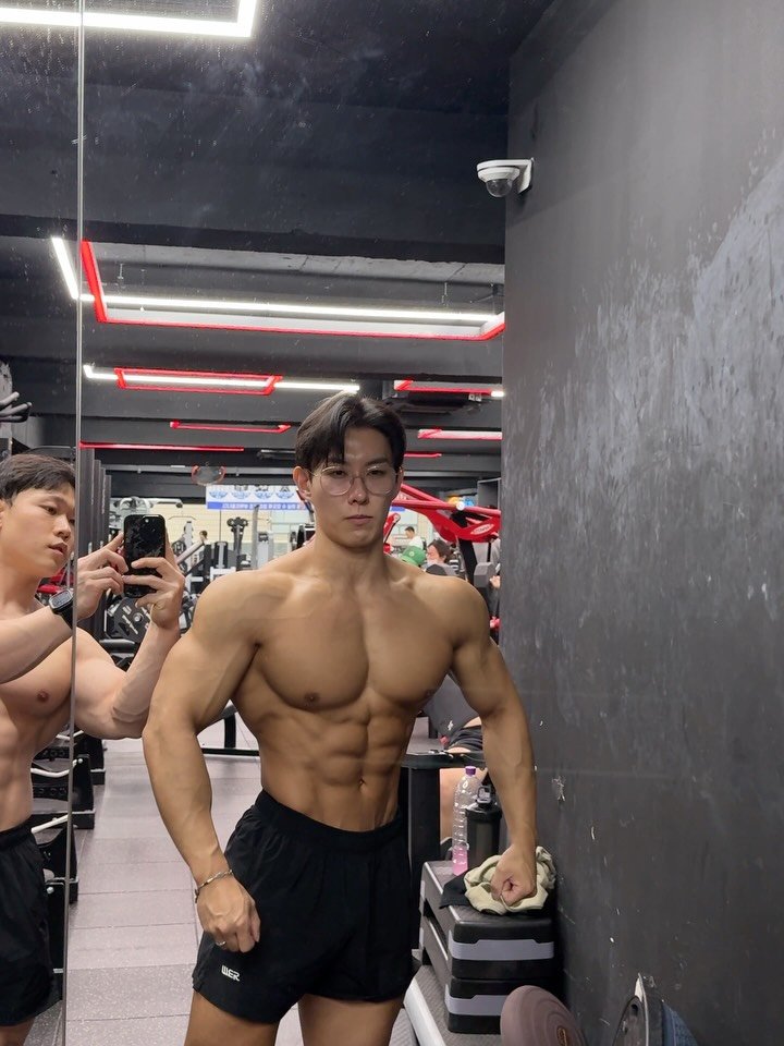 king__yujin 게시물 이미지: 도전하는 사람이 쟁취한다🔥
도전에 대한 두려움을 소신이란 단어로 포장하지 말...